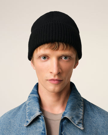 Black Merino Wool Ami De Coeur Beanie