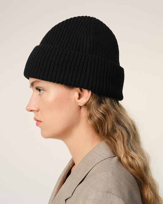 Black Merino Wool Ami De Coeur Beanie