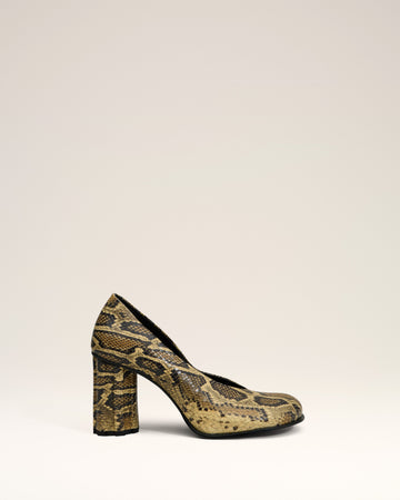 Beige Leather Piano Pump