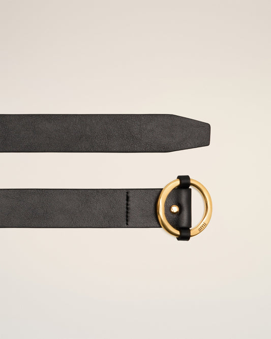 Black Leather Ami Round Buckle Belt